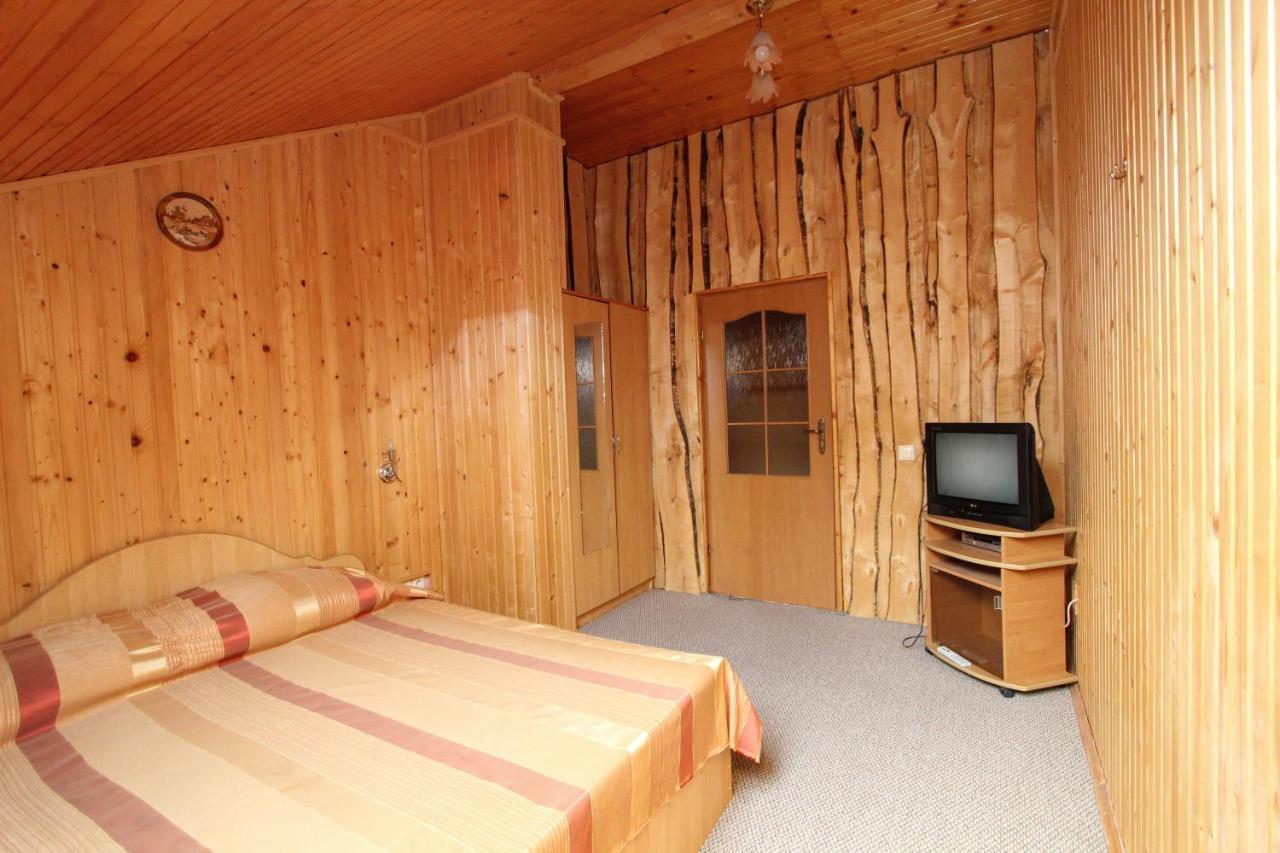 Ferienwohnung Complex "Shum Lisu" Tatariw Exterior foto